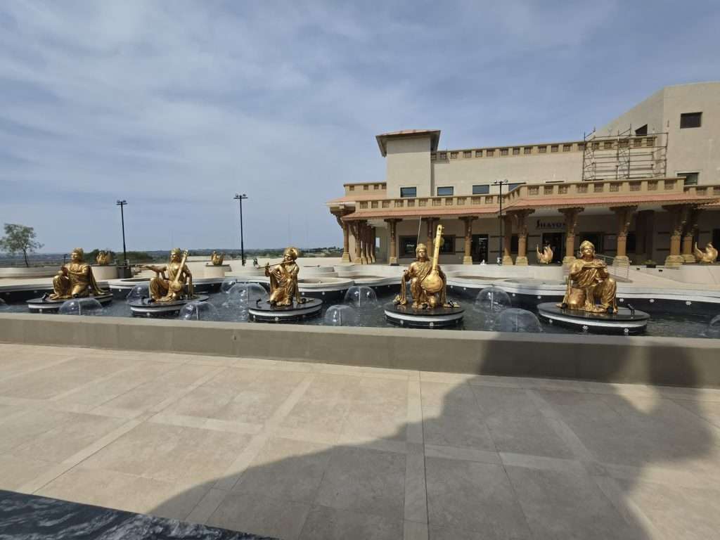 Water features installation at BAPS Johannesburg