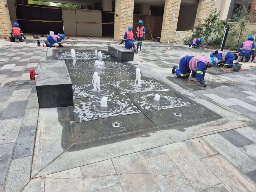Waterscapes installation at Steyn City (3)